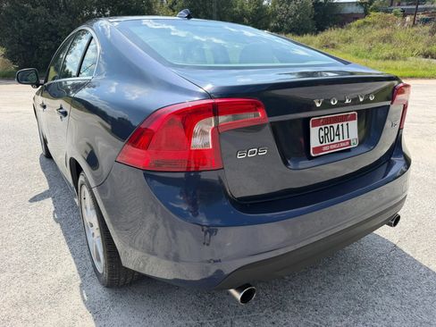 Used 2012 Volvo S60 T5 FWD image 3