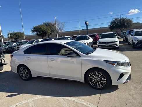 Certified 2022 Kia Forte GT-Line w/ GT-Line Technology Package image 9