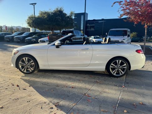 Used 2018 Mercedes-Benz C 300 Cabriolet image 4