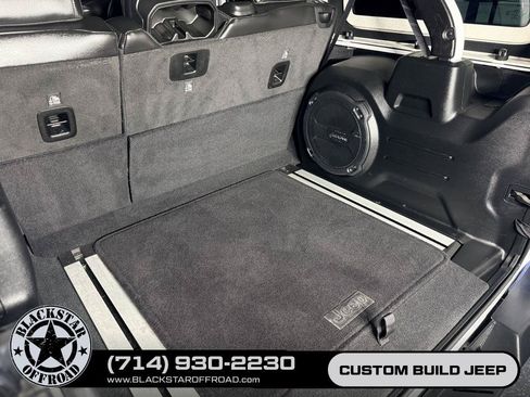 Used 2022 Jeep Wrangler Unlimited Rubicon w/ Trailer Tow Package AWD/4WD image 27