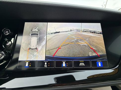 Used 2023 Buick Envision Avenir image 15