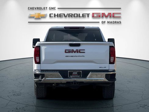 Used 2020 GMC Sierra 1500 SLE w/ SLE Value Package image 4