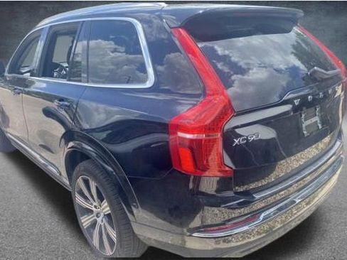 Used 2023 Volvo XC90 B6 Ultimate w/ Protection Package Premier AWD/4WD image 5