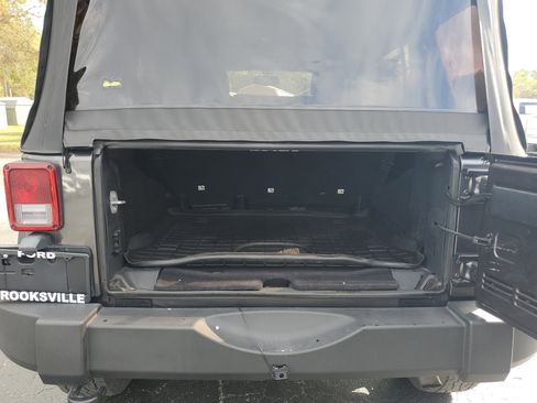 Used 2017 Jeep Wrangler Unlimited Sport w/ Quick Order Package 24S image 22