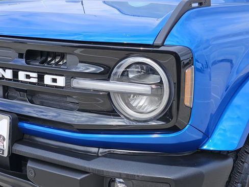 Used 2024 Ford Bronco Outer Banks image 5