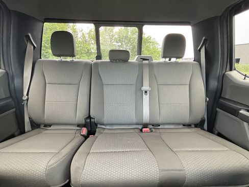 Used 2019 Ford F150 XLT w/ Equipment Group 302A Luxury AWD/4WD image 16