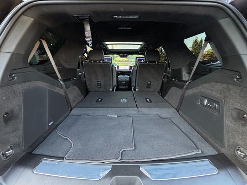 Used 2026 Cadillac Escalade Platinum Sport w/ LPO, ONYX Package AWD/4WD image 35