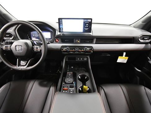 New 2026 Honda Pilot TrailSport image 10