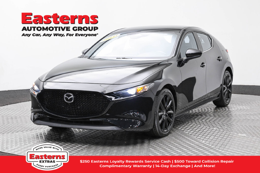 Used 2024 MAZDA MAZDA3 s FWD image 1