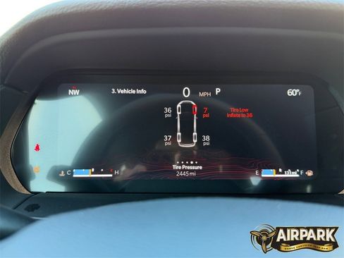 New 2025 Jeep Grand Cherokee L Laredo w/ Luxury Tech Group I image 18