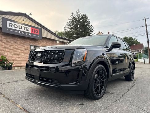Used 2021 Kia Telluride EX w/ EX Premium Package AWD/4WD image 1