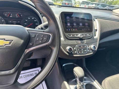 Used 2024 Chevrolet Malibu LT FWD image 14