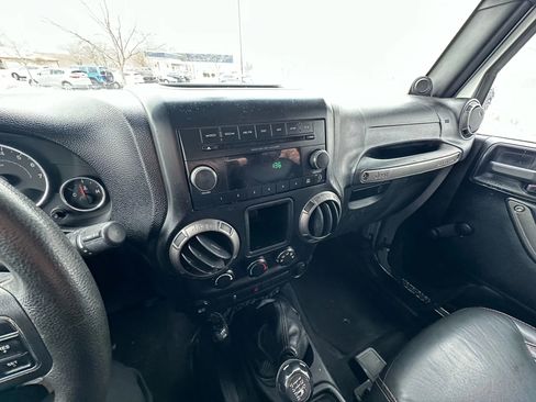 Used 2012 Jeep Wrangler Sport image 15
