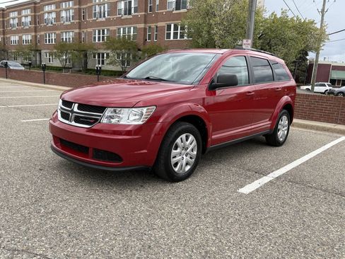 Used 2018 Dodge Journey SE FWD image 17