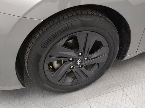 Used 2022 Hyundai Elantra SEL w/ Convenience Package image 31