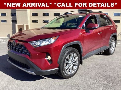 Used 2019 Toyota RAV4 Limited w/ All Weather Liner Package image 3