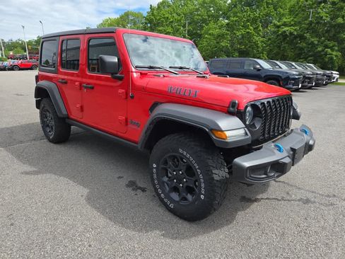 Used 2023 Jeep Wrangler Unlimited AWD/4WD image 2