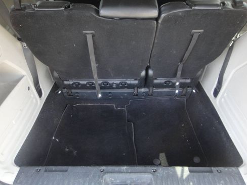 Used 2018 Dodge Grand Caravan SE w/ UConnect Hands-Free Group FWD image 11