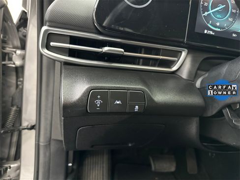 Used 2023 Hyundai Elantra SEL w/ Convenience Package image 29