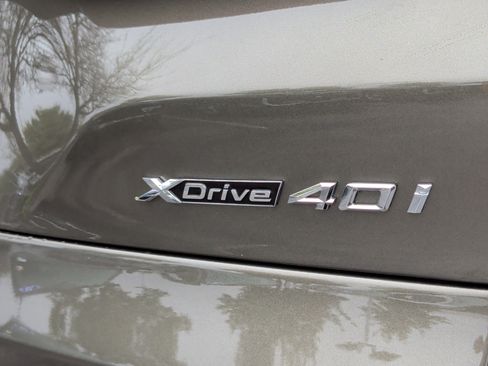 Used 2025 BMW X5 xDrive40i w/ Executive Package image 12