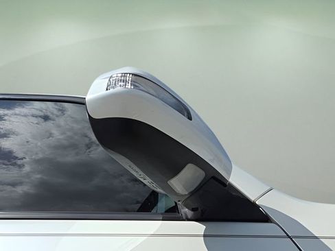 Used 2012 Toyota 4Runner SR5 w/ Convenience Pkg image 17