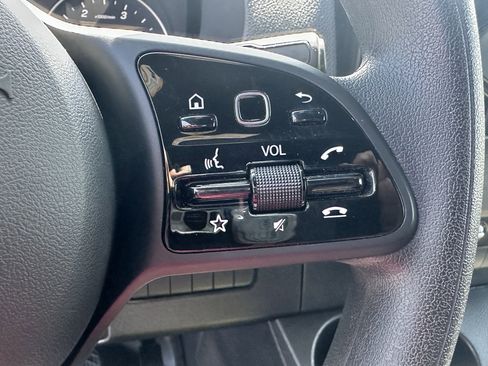 Used 2024 Mercedes-Benz Sprinter 2500 image 24