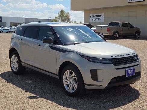 Used 2024 Land Rover Range Rover Evoque S AWD/4WD image 7