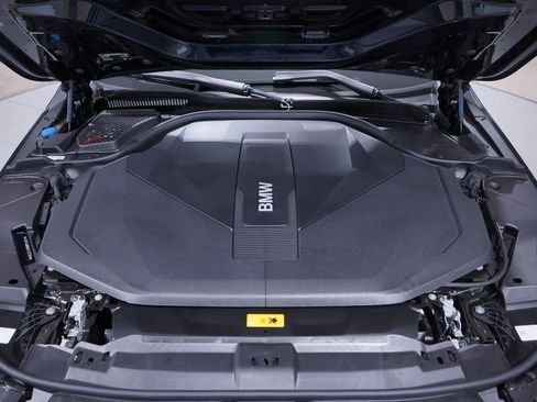 New 2026 BMW i5 eDrive40 w/ M Sport Package image 16