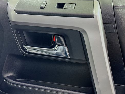 Certified 2024 Toyota 4Runner SR5 Premium image 29