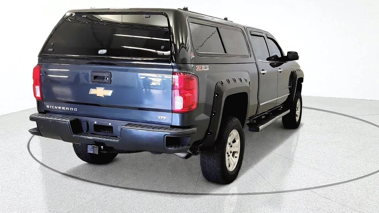 Used 2017 Chevrolet Silverado 1500 LTZ Z71 AWD/4WD image 8