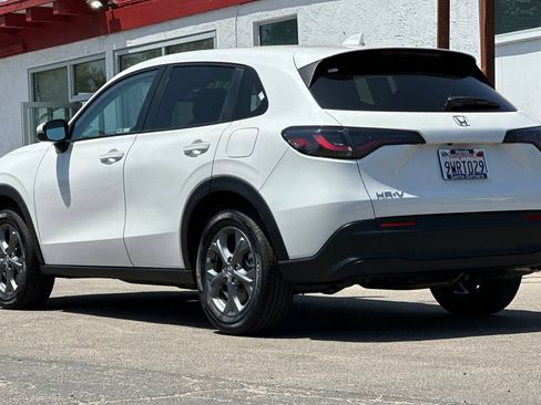 Used 2026 Honda HR-V LX image 6