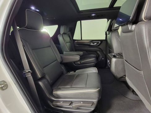 Used 2023 Chevrolet Tahoe Premier AWD/4WD image 19