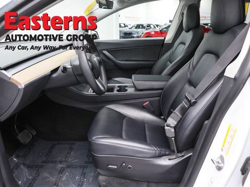 Used 2021 Tesla Model Y Long Range image 14