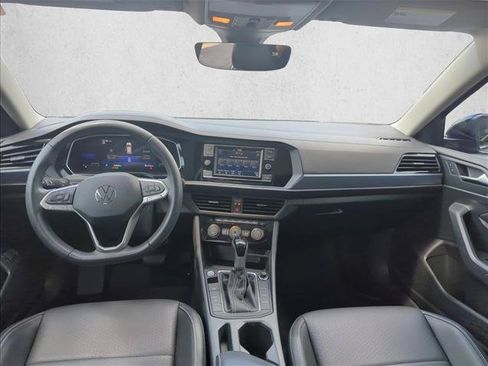 Used 2023 Volkswagen Jetta SE w/ Panoramic Sunroof Package FWD image 30