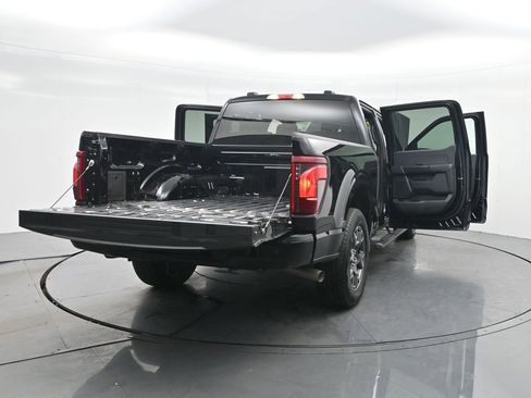 Used 2024 Ford F150 STX image 44