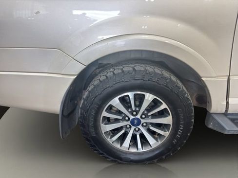 Used 2017 Ford Expedition EL XLT w/ Equipment Group 202A AWD/4WD image 33