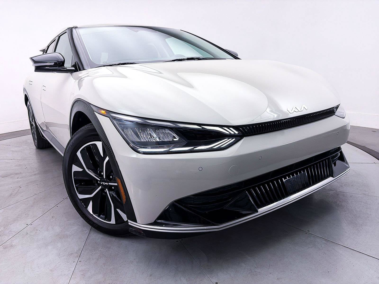 Used 2023 Kia EV6 Wind RWD image 8