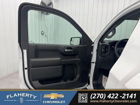 Used 2025 Chevrolet Silverado 1500 W/T image 8