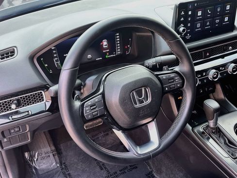 Used 2025 Honda Civic Sport Touring image 11
