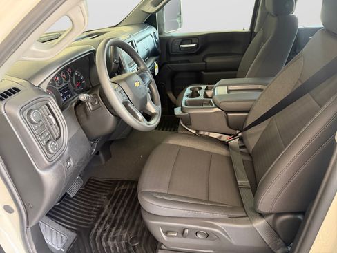 New 2026 Chevrolet Silverado 2500 Custom w/ Custom Value Package AWD/4WD image 11