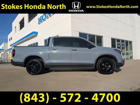 Certified 2024 Honda Ridgeline Black Edition image 3
