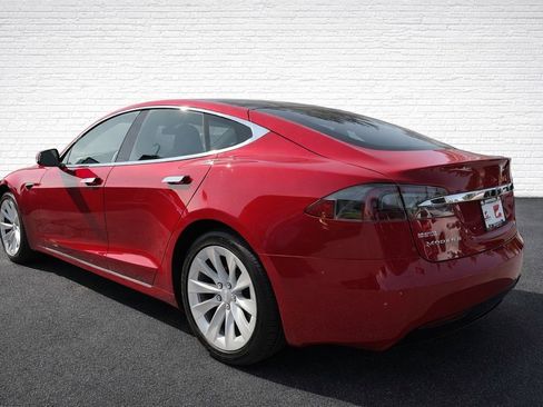 Used 2018 Tesla Model S 100D image 6