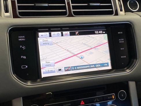 Used 2014 Land Rover Range Rover HSE image 27