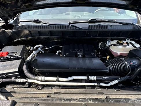 Used 2020 Chevrolet Silverado 1500 Custom w/ Custom Value Package image 27