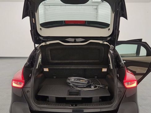 Used 2017 Ford Focus Electric Hatchback FWD image 23