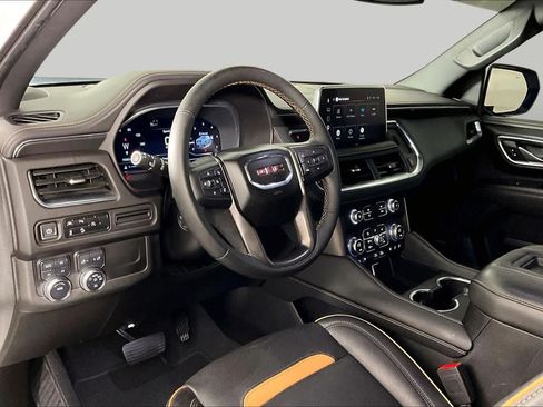 Used 2023 GMC Yukon AT4 AWD/4WD image 17