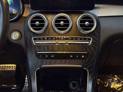 Used 2021 Mercedes-Benz GLC 43 AMG 4MATIC image 24
