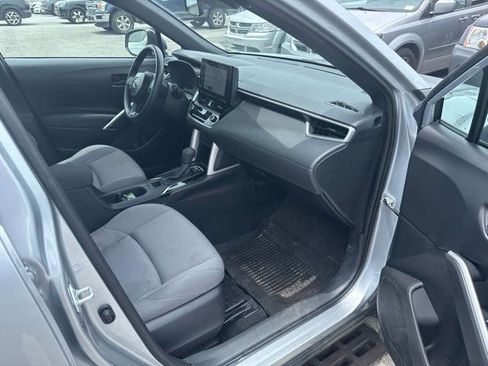 Used 2025 Toyota Corolla Cross AWD Hybrid image 11