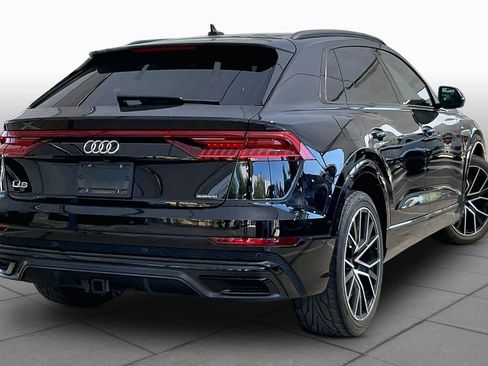 Used 2019 Audi Q8 Prestige w/ Luxury Package AWD/4WD image 13