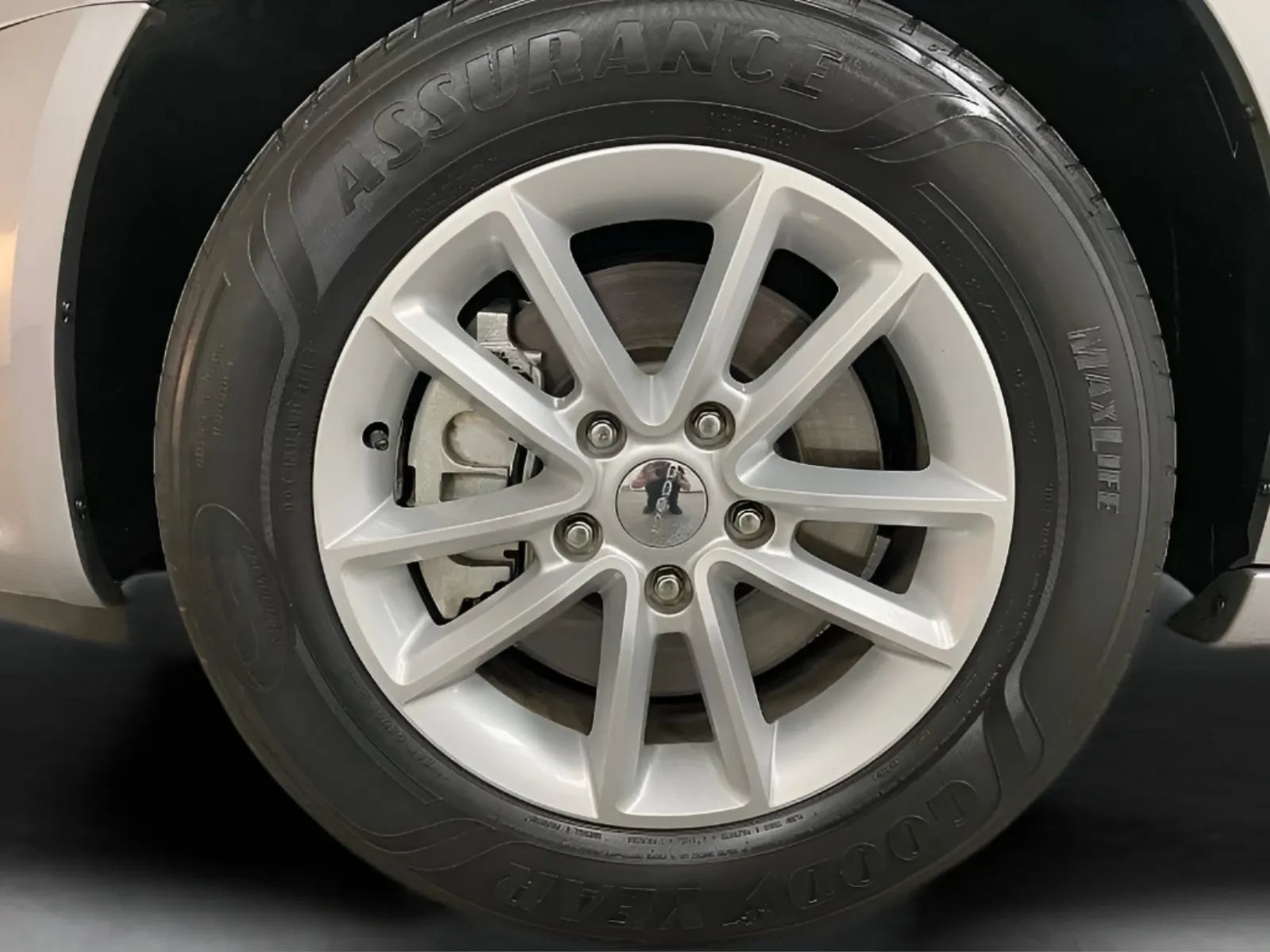 Used 2020 Dodge Grand Caravan SE FWD image 24